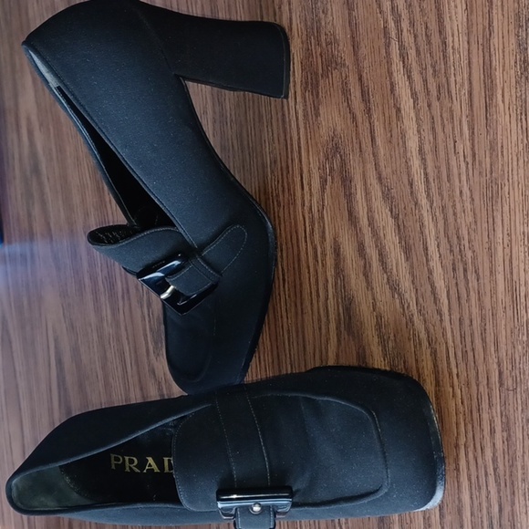 Prada Vero Cuoio heels, black, beautiful, square toe, side buckle - Picture 1 of 8